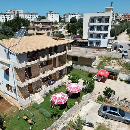 Center בית נופש